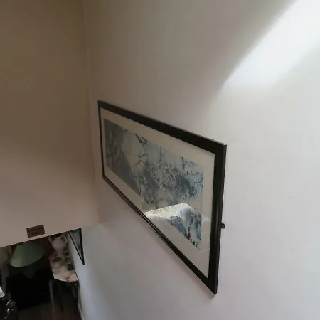 Lake View Apartment *